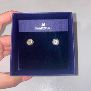 Swarovski crystal round stud earrings